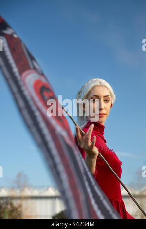 Mädchenkosplay in Game of Thrones Figur Targaeryan Stockfoto