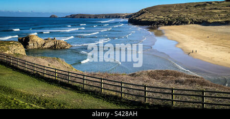 Perranporth Beach, Cornwall, Großbritannien - Februar 2023 Stockfoto