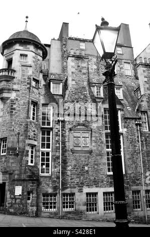 Das Writers' Museum befindet sich im Lady Stair's House im Lawnmarket an der Royal Mile in Edinburgh, Schottland. Stockfoto