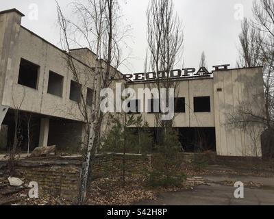 Pripyat, Tschernobyl-Sperrzone. Verlassenes Gebäude, Oblast Kiew/Kiew, Ukraine. Januar 2020. Stockfoto