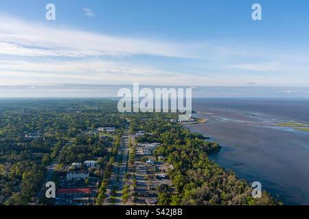 Luftaufnahme von Daphne, Alabama, am östlichen Ufer der Mobile Bay Stockfoto