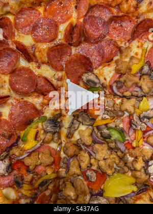 Pizza Hut halbe und halbe Pizza Stockfoto
