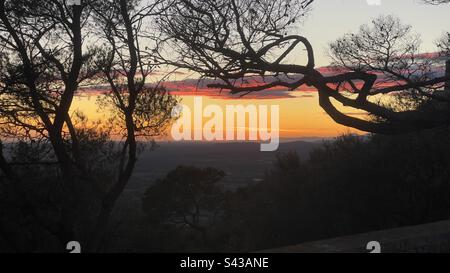 Herrlicher Sonnenuntergang vom Kloster Sant Salvador, Cala D’Or, Felanitx, Mallorca, Spanien Stockfoto