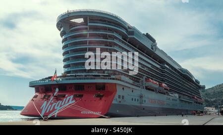 Jungfrau Kreuzfahrtschiff - Resilient Lady Stockfoto