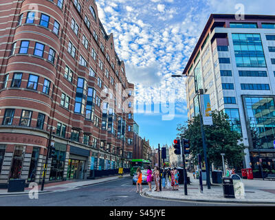 Abends an einem Samstag in Leeds Stockfoto