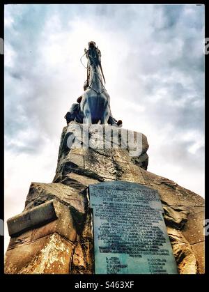 Pferdedenkmal in Edinburgh. Gewidmet dem Andenken der Männer in den Königlichen Schotten Grauen, die im Ersten Weltkrieg getötet wurden. Stockfoto