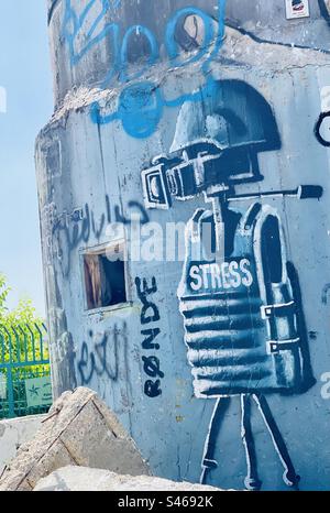 Farbenfrohe Wandmalereien auf der israelischen Sicherheitsbarriere in Bethlehem, Palästina. Stockfoto