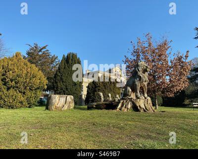 Bury Knowle Park, Headington, Oxford, Lion Skulptur Stockfoto