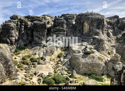 Our Lady of the Good Star, (Nossa Senhora da Boa Estrela) statue at Serra Da Estrela National Park in Portugal Stockfoto
