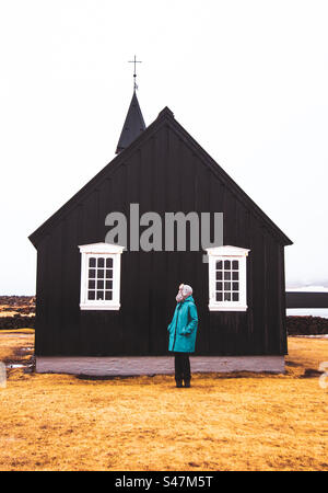 Berühmte schwarze Kirche in Island, Búðakirkja, Budir, Snæfellsnes Halbinsel Stockfoto