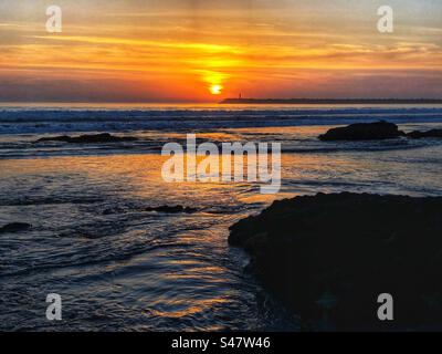 Sonnenuntergang am Cabedelo Beach, Viana do Castelo, Portugal, 2023 Stockfoto