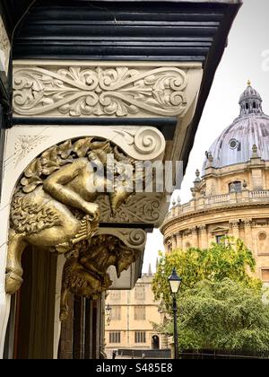 Brasenose Pan Schnitzereien St Mary’s Passage Oxford Stockfoto