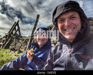 Walkers Selfie auf Buckden Pike North Yorkshire Stockfoto