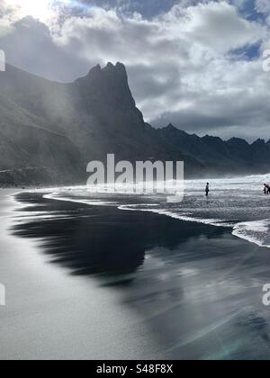 Strand Roque de la Bodega an der Nordküste Teneriffas Stockfoto