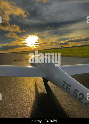 Royal Air Force Air Cadet Viking Segelflugzeug bei RAF Topcliffe North Yorkshire Stockfoto