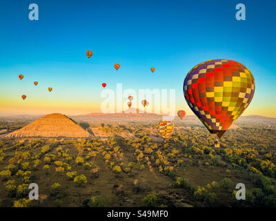 Heißluftballons in Mexiko Stockfoto