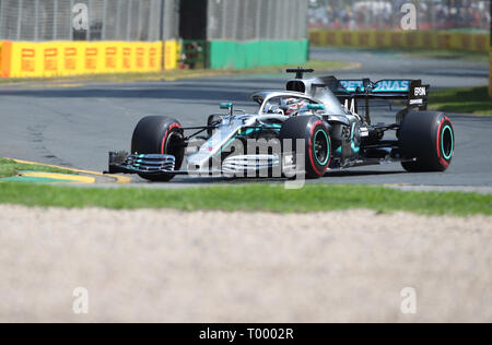 Melbourne, Australien. 16 Mär, 2019. Mercedes Pilot Lewis Hamilton konkurriert im Qualifying der Formel 1 Grand Prix von Australien 2019 im Albert Park in Melbourne, Australien, 16. März 2019. Credit: Bai Xuefei/Xinhua/Alamy leben Nachrichten Stockfoto