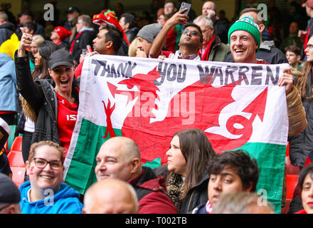 Fürstentum Stadium, Cardiff, UK. 16 Mär, 2019. Guinness sechs Nationen Rugby, Wales im Vergleich zu Irland, Wales Fans genießen Sie die Atmosphäre vor dem Kick off Credit: Aktion plus Sport/Alamy leben Nachrichten Stockfoto