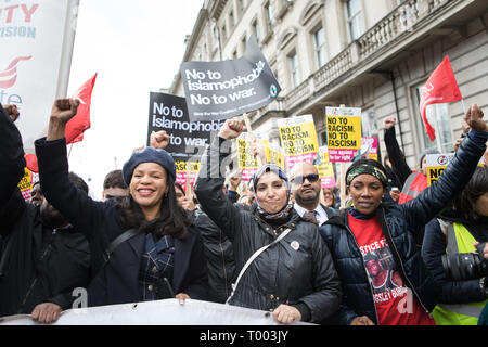 London, UK, 16. März 2019. Demonstranten in Central London. Eine im März, organisiert von der aktivistischen Gruppen tand Bis zu Rassismus" und "Love Music Hate Rassismus" sowie von verschiedenen Gewerkschaften unterstützten geht von Hyde Park Corner über Piccadilly Circus und Trafalgar Square, Whitehall und 10 Downing Street in Westminster. Quelle: Carol Moir/Alamy leben Nachrichten Stockfoto