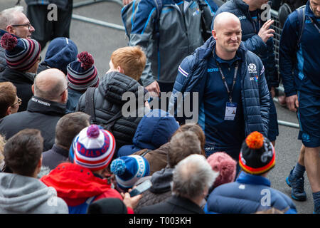 Twickenham Stadium, London, UK. 16 Mär, 2019. Guinness sechs Nationen Rugby, England und Schottland; Schottland Head Coach Gregor Townsend lächelt die Fans Quelle: Aktion plus Sport/Alamy leben Nachrichten Stockfoto