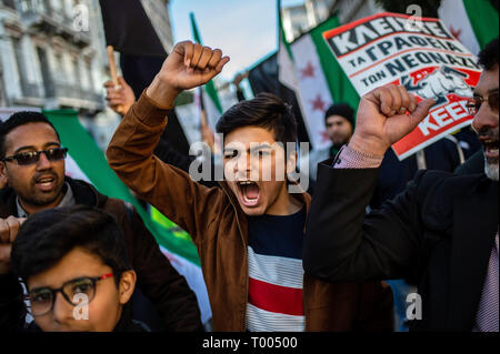 Athen, Griechenland. Athen, Griechenland. 16 Mär, 2019. Migrantinnen und Migranten nehmen Sie teil an einer Demonstration gegen Rassismus in der griechischen Hauptstadt. Credit: Angelos Tzortzinis/DPA/Alamy leben Nachrichten Stockfoto