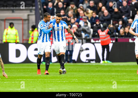 Queen Elizabeth Olympic Park, London, England, UK. 16. März 2019. Karlan Gewährung von Huddersfield Town feiert sein Ziel während der Premier League Match zwischen West Ham United und Huddersfield Town an der London Stadium, Queen Elizabeth Olympic Park, London, England am 16. März 2019. Foto von Adamo di Loreto. Nur die redaktionelle Nutzung, eine Lizenz für die gewerbliche Nutzung erforderlich. Keine Verwendung in Wetten, Spiele oder einer einzelnen Verein/Liga/player Publikationen. Credit: UK Sport Pics Ltd/Alamy leben Nachrichten Stockfoto