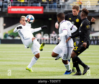 Columbus, Ohio, USA. März 16, 2019: FC Dallas Mittelfeldspieler Michael Barrios (21) übernimmt den Ball gegen Columbus Crew SC in ihr Spiel in Columbus, Ohio, USA. Brent Clark/Alamy leben Nachrichten Stockfoto