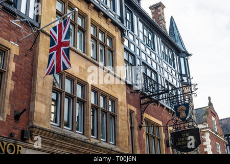 Chester, England - 23. Februar 2019: Architektur Details der altmodischen Suche Häuser und Wohnungen. Stockfoto