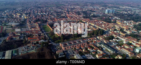 Luftaufnahme der Stadt von Castelfranco Veneto, Provinz Treviso/Italien Stockfoto