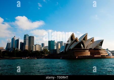 SYDNEY, AUSTRALIEN - 6. April 2018: Iconic Opernhaus am Circular Quay Stockfoto