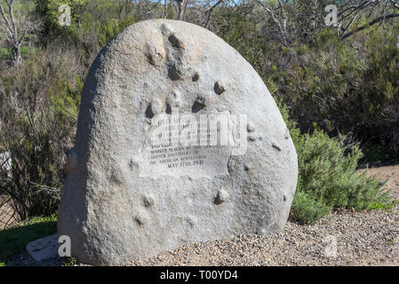 Alte Mission Dam Stone Marker. Mission Trails Regional Park, San Diego, Kalifornien, USA. Stockfoto