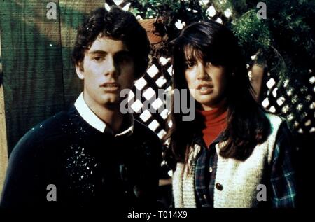 ZACH GALLIGAN, Phoebe Cates, GREMLINS, 1984 Stockfoto