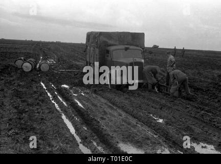 Wehrmacht Heer Ostfront OPEL BLITZ - Deutscher Armee an der Ostfront Stockfoto