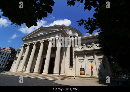 Bukarest, Rumänien - Juli 01, 2018: Das rumänische Athenäum (Ateneul Roman) ist ein konzertsaal 1988 eröffnet, die jedes Jahr veranstaltet die George Ene Stockfoto