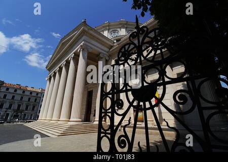 Bukarest, Rumänien - Juli 01, 2018: Das rumänische Athenäum (Ateneul Roman) ist ein konzertsaal 1988 eröffnet, die jedes Jahr veranstaltet die George Ene Stockfoto