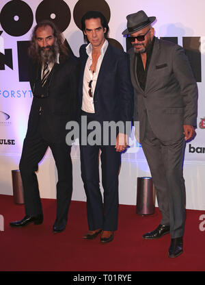 Sep 17, 2014 - London, England, Großbritannien - 20 000 Tage auf der Erde Gala Screening, das Barbican Centre, London Foto zeigt: Warren Ellis, Nick Cave und Barry EIN Stockfoto