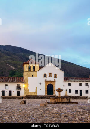 Unsere Liebe Frau vom Rosenkranz Kirche, der Plaza Mayor, Villa de Leyva, Boyaca Abteilung, Kolumbien Stockfoto