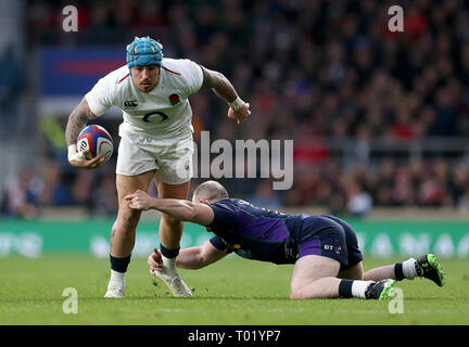 England's Jack Nowell in Aktion während der Guinness sechs Nationen Spiel im Twickenham Stadium, London. Stockfoto