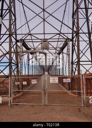 Das historische Tanner Überquerung der Brücke über den kleinen Fluss Colorado, Cameron, Arizona. Stockfoto