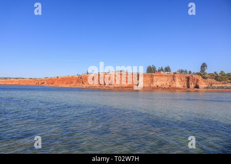 Ardrossan South Australia, 17. März 2019. Die hoch aufragenden roten Klippen von in der Stadt Haiger auf Gulf Saint Vincent befindet sich in der schönen Morgensonne Credit gebadet: Amer ghazzal/Alamy leben Nachrichten Stockfoto