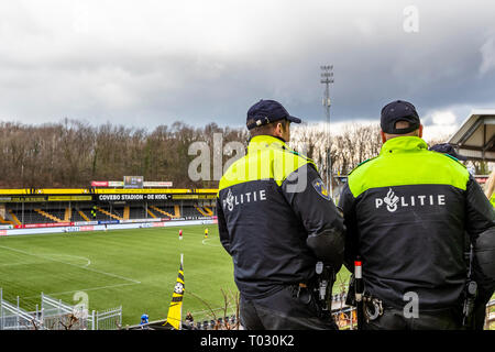 VENLO, Niederlande, 17-03-2019, Fußball, VVV Stadion De Koel, niederländischen Eredivisie, Saison 2018/2019, Polizei im Stadion, vor dem Spiel VVV-PSV, Stockfoto