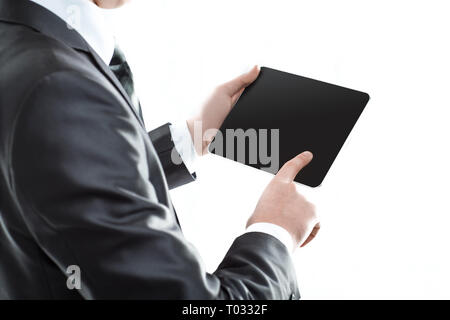 Bis zu schließen. Geschäftsmann auf den Bildschirm tippen, der digitalen Tablet Stockfoto