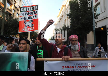 Athen, Griechenland. 16 Mär, 2019. Flüchtlinge, Migranten und ihre Unterstützer in Athen als Teil des Internationalen Tages demonstrieren für die Beseitigung der Rassendiskriminierung. Credit: George Panagakis/Pacific Press/Alamy leben Nachrichten Stockfoto