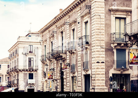 Catania, Sizilien - August 08, 2018: historische Straße der Stadt, Reisen in Italien Stockfoto