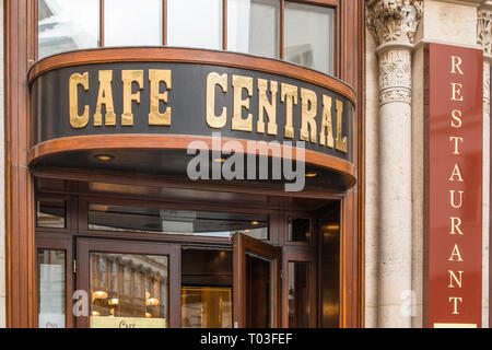 Historische Café Central in der Herrengasse in die Innere Stadt, Wien, Österreich. Stockfoto