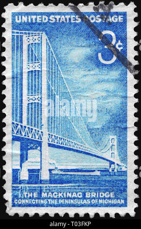 USA - ca. 1958: einen Stempel in den USA gedruckten zeigt Mackinac Bridge, im Volksmund als 'Big Mac' und 'Mighty Mac', ca. 1958 bekannt Stockfoto