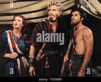 YVONNE DE CARLO, Charlton Heston, JOHN DEREK, DIE ZEHN GEBOTE, 1956 Stockfoto