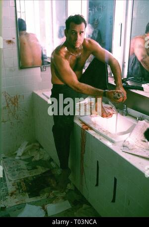 BRUCE WILLIS, DIE HARD, 1988 Stockfoto