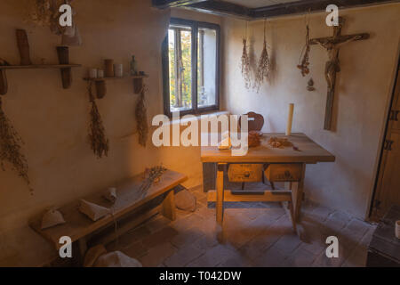 Prag, Tschechische Republik, 14. September 2010: Das Zimmer von herbewoman in Zlatá Ulička Gang neart das Schloss. Stockfoto