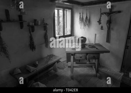 Prag, Tschechische Republik, 14. September 2010: Das Zimmer von herbewoman in Zlatá Ulička Gang neart das Schloss. Stockfoto